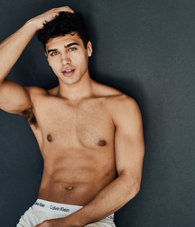 LAURENCE COKE - AMERICAN MODEL 6172c62a8d773.jpg