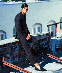 LAURENCE COKE - AMERICAN MODEL 6172c6fc2984c.jpg
