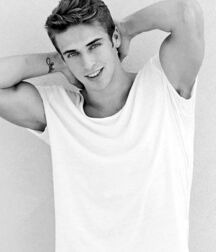 DIMITRIY ZINCHENKO - RUSSIAN MODEL 61769d17c3d12.jpg