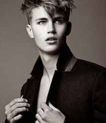SAMUEL (SAM) HARWOOD - ENGLAND MODEL 61769eb4ac8dd.jpg