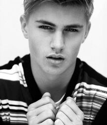 SAMUEL (SAM) HARWOOD - ENGLAND MODEL 61769ec1bf138.jpg