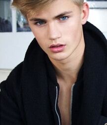 SAMUEL (SAM) HARWOOD - ENGLAND MODEL 61769efe082ff.jpg