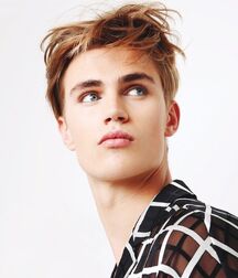 SAMUEL (SAM) HARWOOD - ENGLAND MODEL 61769f0802596.jpg
