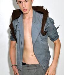 MATHEUS HENK - BRAZILIAN MODEL 6179499719e59.jpg