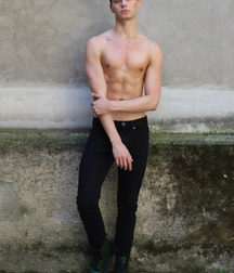 MATHEUS HENK - BRAZILIAN MODEL 617949bdec7ec.jpg