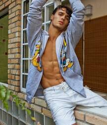 LUCAS MEDEIROS - BRAZILIAN MODEL 617ab52c3d326.jpg