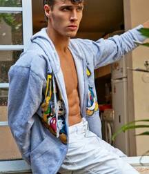 LUCAS MEDEIROS - BRAZILIAN MODEL 617ab52dd8b08.jpg