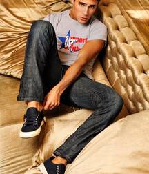 LUCAS MEDEIROS - BRAZILIAN MODEL 617ab533124fd.jpg