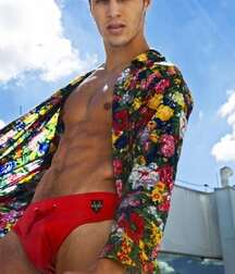 LUCAS MEDEIROS - BRAZILIAN MODEL 617ab53654b8d.jpg