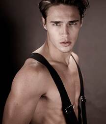 LUCAS MEDEIROS - BRAZILIAN MODEL 617ab5494189c.jpg