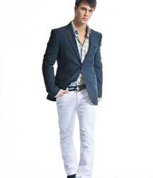 LUCAS MEDEIROS - BRAZILIAN MODEL 617ab55dec3cf.jpg