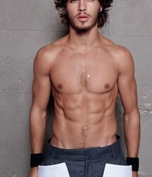 LUCAS MEDEIROS - BRAZILIAN MODEL 617ab5c7a82d6.jpg