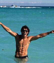 LUCAS MEDEIROS - BRAZILIAN MODEL 617ab5d1f36dd.jpg