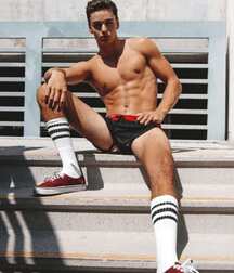 TREVOR MITCHELL - CUTE MODEL 617ab6a6d8228.jpg