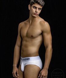 SERGIO PERDOMO - COLOMBIAN MODEL 617e257560f91.jpg