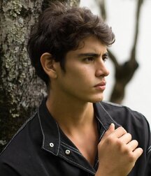 SERGIO PERDOMO - COLOMBIAN MODEL 617e259c0ee4a.jpg