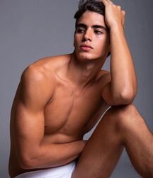 SERGIO PERDOMO - COLOMBIAN MODEL 617e259d98233.jpg