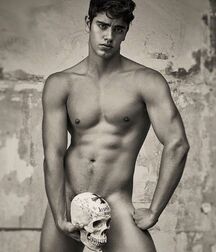 SERGIO PERDOMO - COLOMBIAN MODEL 617e25b548e60.jpg