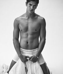 SERGIO PERDOMO - COLOMBIAN MODEL 617e25b6d835d.jpg