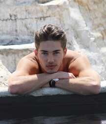 REMI BAKER - FRENCH MODEL 618570c993d72.jpg