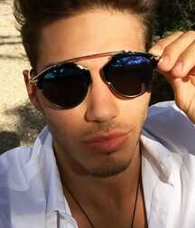 REMI BAKER - FRENCH MODEL 618570e8b5fc4.jpg