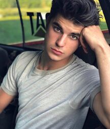 JOSHUA HONEYCUTT - AMERICAN MODEL