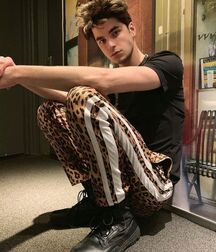 JOSHUA HONEYCUTT - AMERICAN MODEL 6187e9677d254.jpg