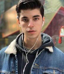 JOSHUA HONEYCUTT - AMERICAN MODEL 6187e9d12aeda.jpg