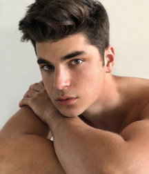 JOSHUA HONEYCUTT - AMERICAN MODEL 6187e9f10970a.jpg