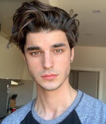 JOSHUA HONEYCUTT - AMERICAN MODEL 6187ea15566e2.jpg