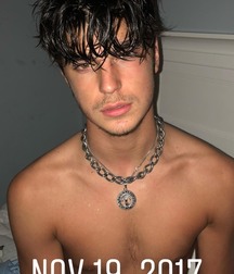 JOSHUA HONEYCUTT - AMERICAN MODEL 6187ea44d73b4.jpg