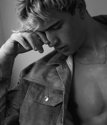 ALEX RENDELL - AUSTRALIAN MODEL 618bcdd29e946.jpg
