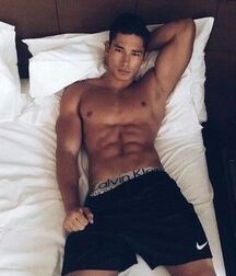 FERNANDO SKINNER - BRAZILIAN MALE MODEL 618e6e5a18532.jpg