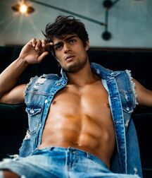 IAGO BOTELHO - BRAZILIAN MODEL 618e6f37436d8.jpg