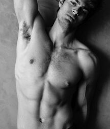 IAGO BOTELHO - BRAZILIAN MODEL 618e6f615e86f.jpg
