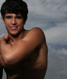 EDILSON NASCIMENTO - BRAZILIAN MODEL 6190d7f99af33.jpg