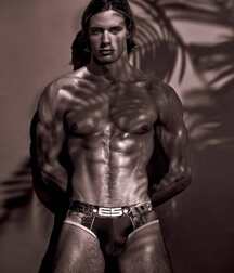 RADU IONUT - ROMANIAN MODEL 6192761534430.jpg