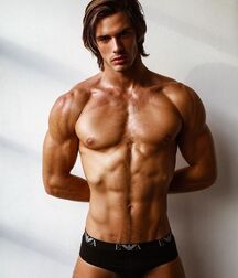 RADU IONUT - ROMANIAN MODEL 61927637d96dc.jpg