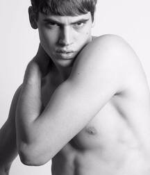MARCO BELLOTTI - ITALIAN FASHION MODEL 6198c75e2455e.jpg