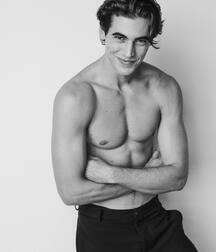 MARCO BELLOTTI - ITALIAN FASHION MODEL 6198c82a3588d.jpg