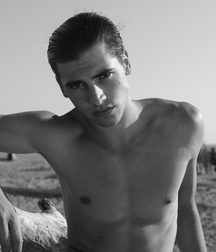 MARCO BELLOTTI - ITALIAN FASHION MODEL 6198c846e78c7.jpg