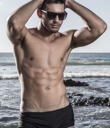 RAMON CECCARELLI - BRAZILIAN MODEL 619a6afccdda2.jpg