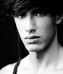 ALEND KING - AUSTRIAN MALE MODEL 619a6c9e4d060.jpg