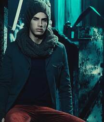 ALEND KING - AUSTRIAN MALE MODEL 619a6ca7e7f51.jpg