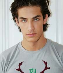 ALEND KING - AUSTRIAN MALE MODEL 619a6cad3267e.jpg