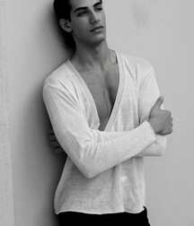 ALEND KING - AUSTRIAN MALE MODEL 619a6cb7d16a1.jpg