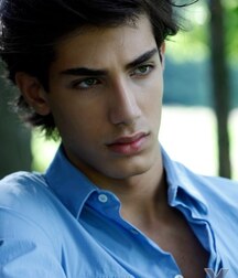 ALEND KING - AUSTRIAN MALE MODEL 619a6ced7108d.jpg