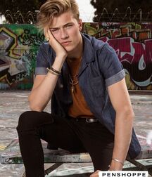 LUCKY BLUE SMITH - AMERICAN MODEL 619f91ce48d6c.jpg