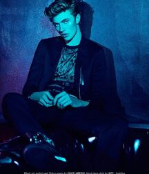 LUCKY BLUE SMITH - AMERICAN MODEL 619f91d368168.jpg