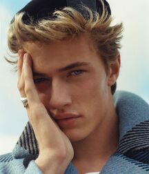 LUCKY BLUE SMITH - AMERICAN MODEL 619f91eeb0b6e.jpg